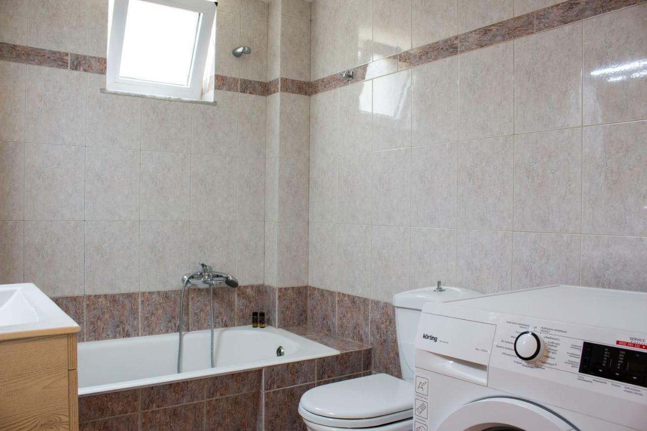 Physis Rental Estate Pigi  Luaran gambar